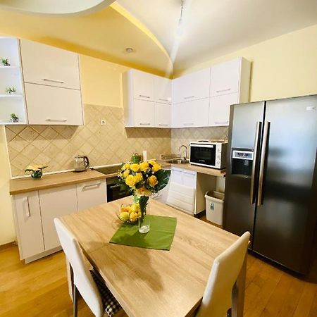 'M&M' Two Bedroom Apartment In Center Of בודווה מראה חיצוני תמונה
